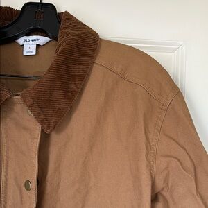 ✨Old Navy ✨Tan barn jacket